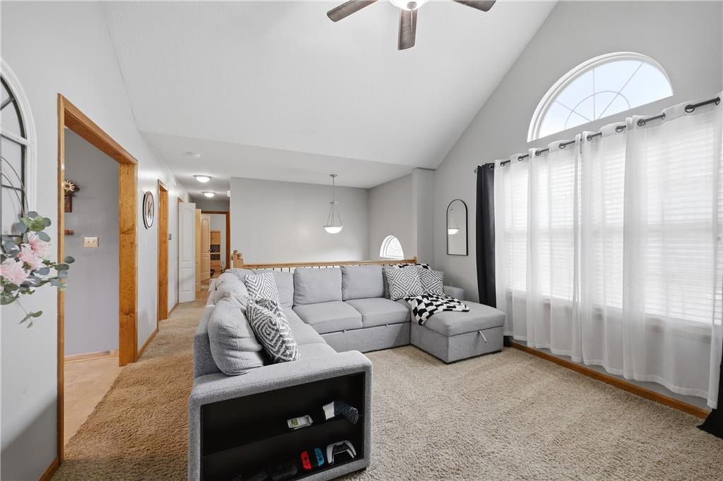 309 E Phillips Street Property Photo 8