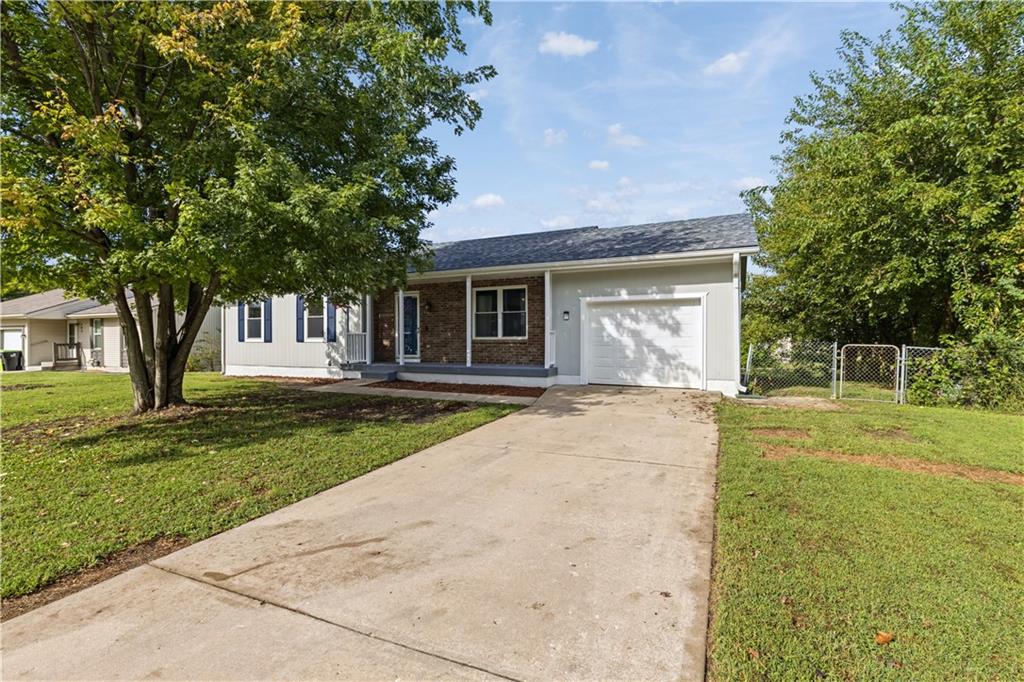 504 Younger Drive Property Photo 3