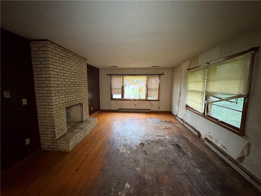 5049 N Brighton Avenue Property Photo 10