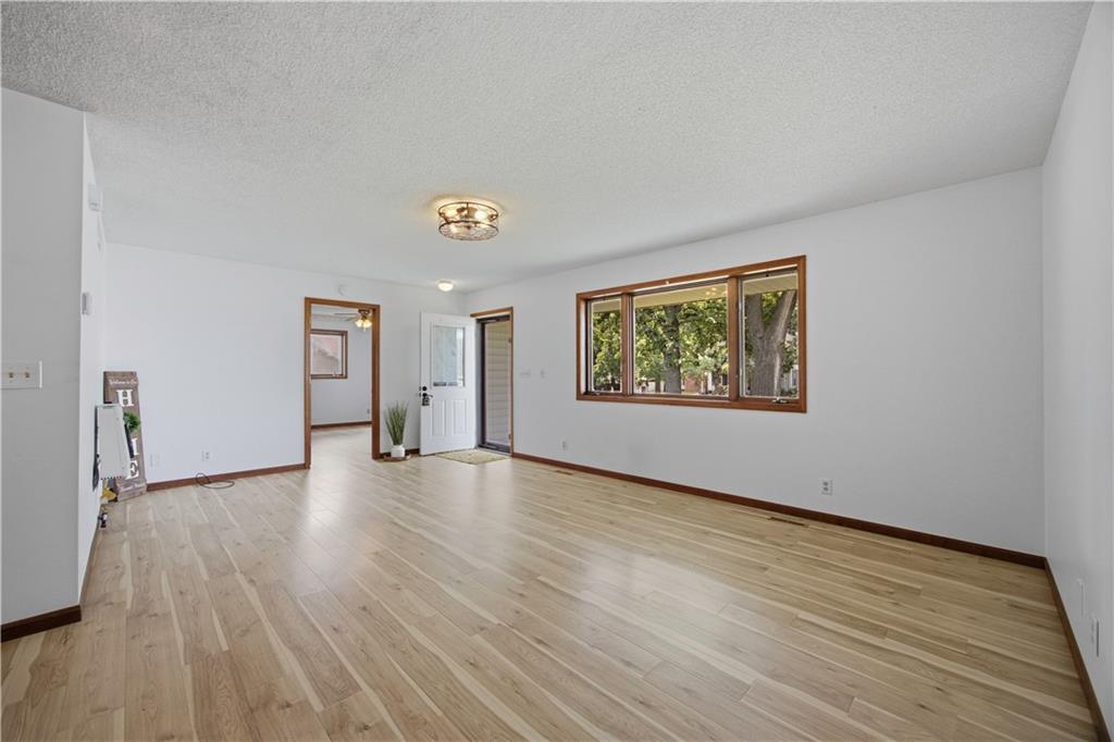 324 N 8th Street Property Photo 8