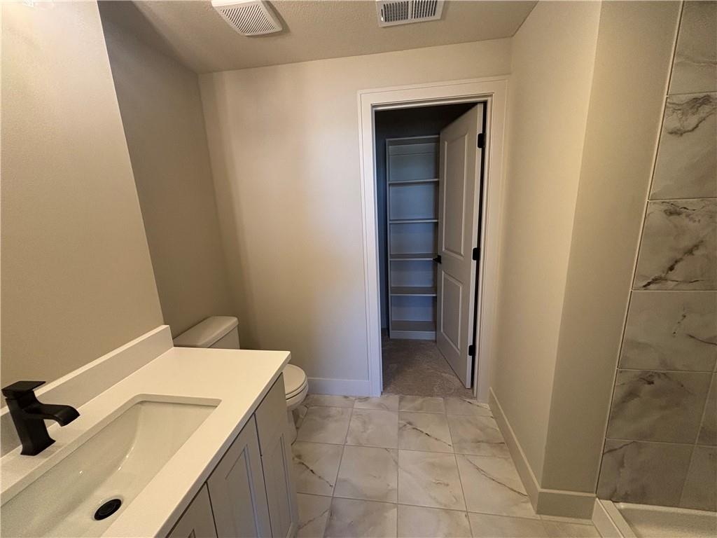 9502 W 175 Terrace Property Photo 25