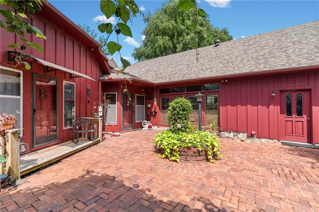 1900 E Arcadia Drive Property Photo 48