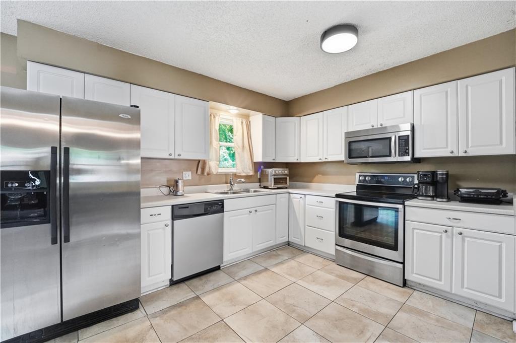 6493 Delta Avenue Property Photo 11