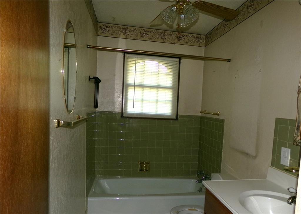 1403 Ridgeway Drive Property Photo 7