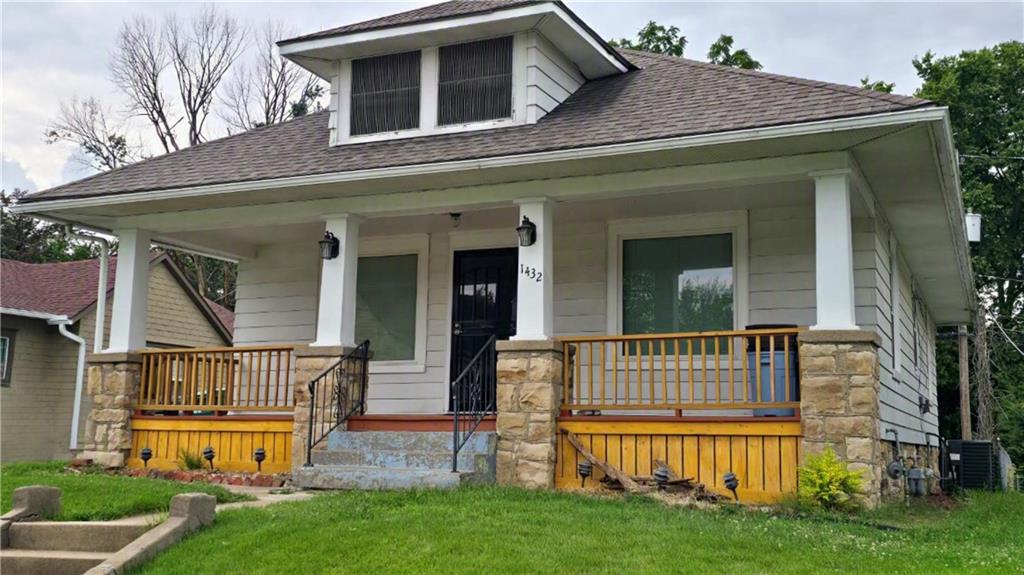 1432 S 38th Street Property Photo 2
