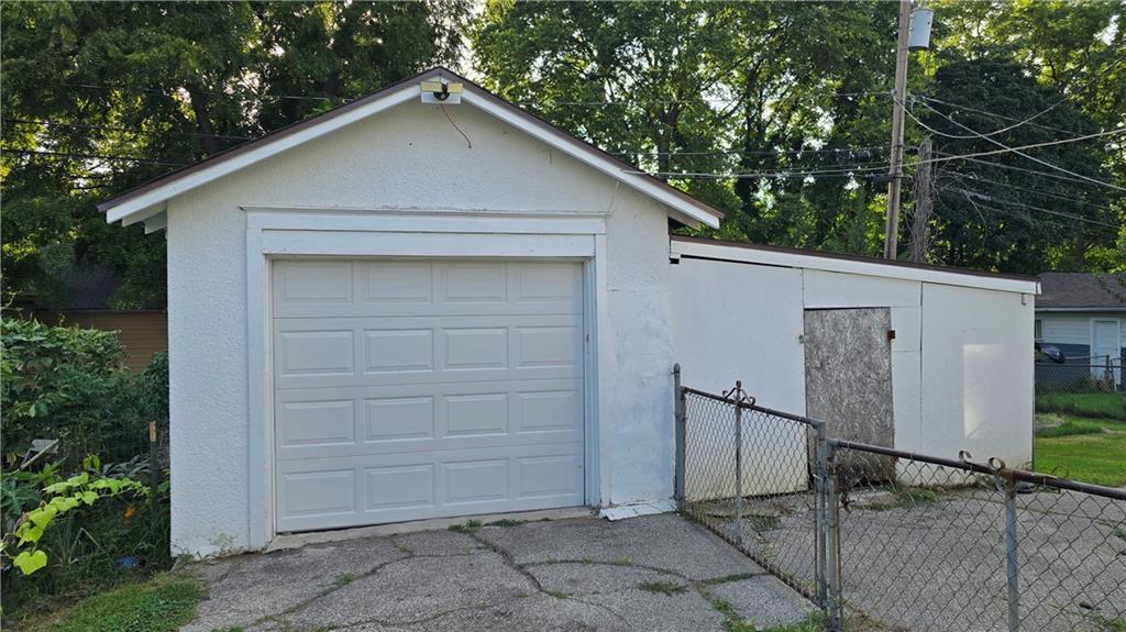 1432 S 38th Street Property Photo 11