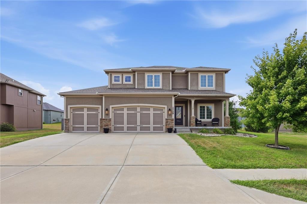 1729 Cambridge Circle