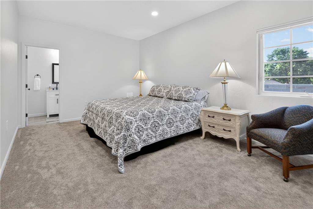 2015 S Lees Summit Road Property Photo 22