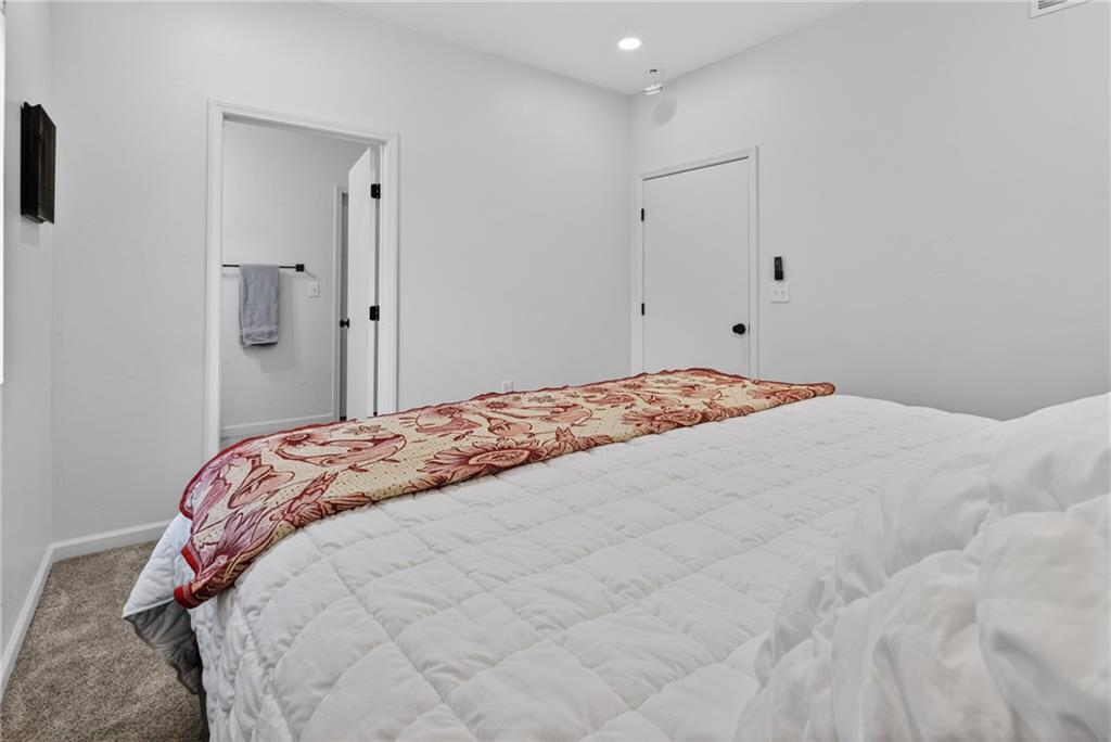 2015 S Lees Summit Road Property Photo 23