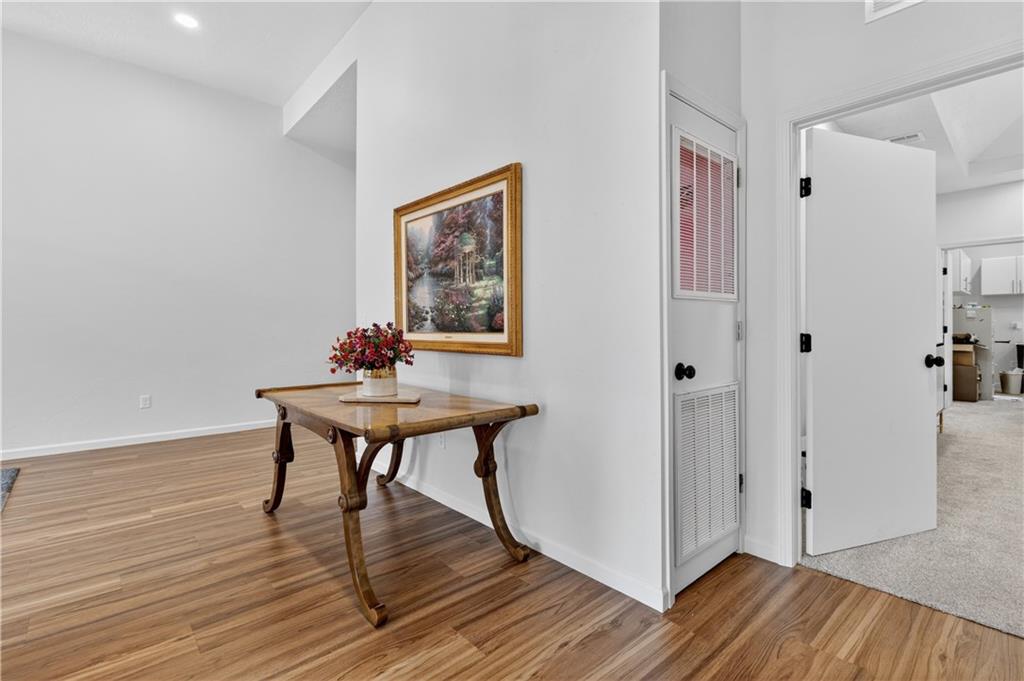 2015 S Lees Summit Road Property Photo 26