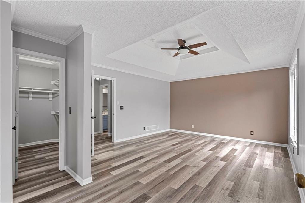 1361 S Hunter Drive Property Photo 20