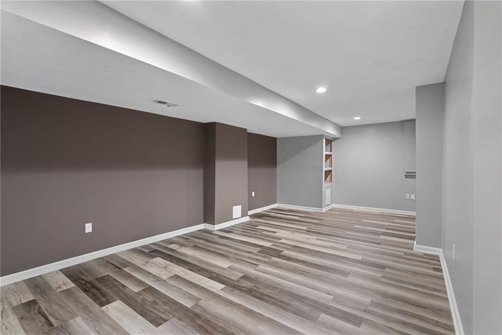 1361 S Hunter Drive Property Photo 33