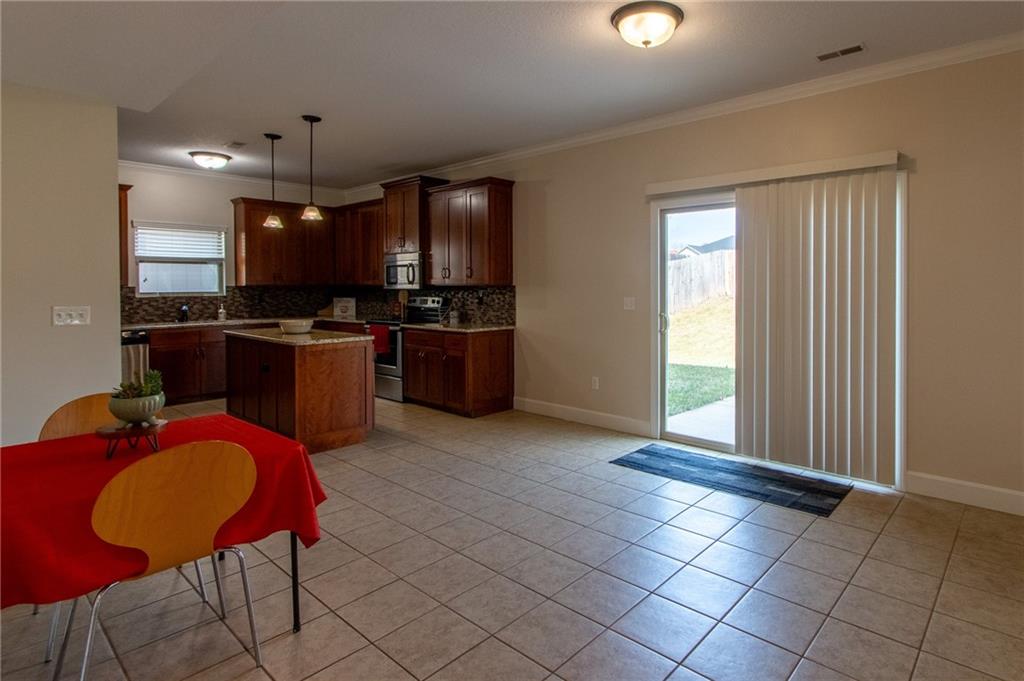 5714 Silverstone Drive Property Photo 8
