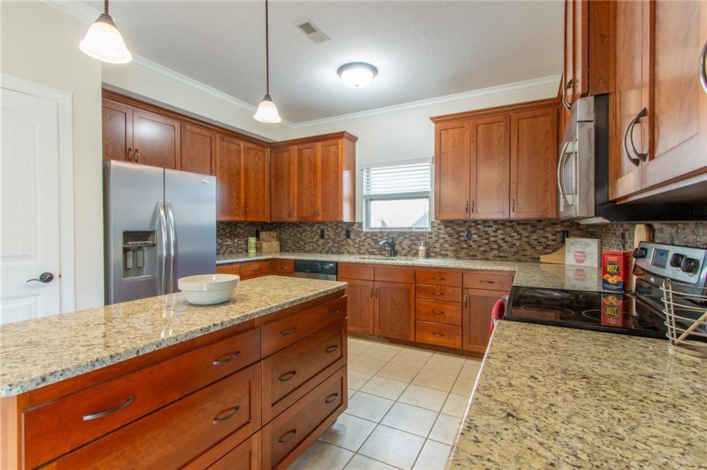 5714 Silverstone Drive Property Photo 12
