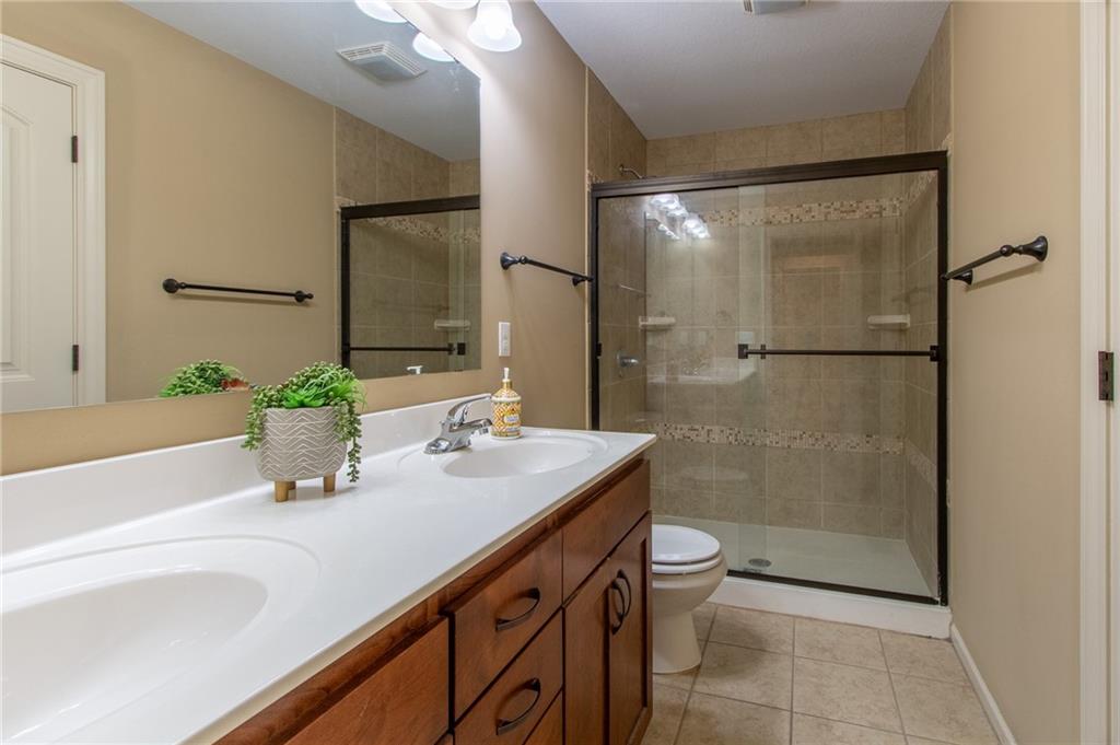 5714 Silverstone Drive Property Photo 28