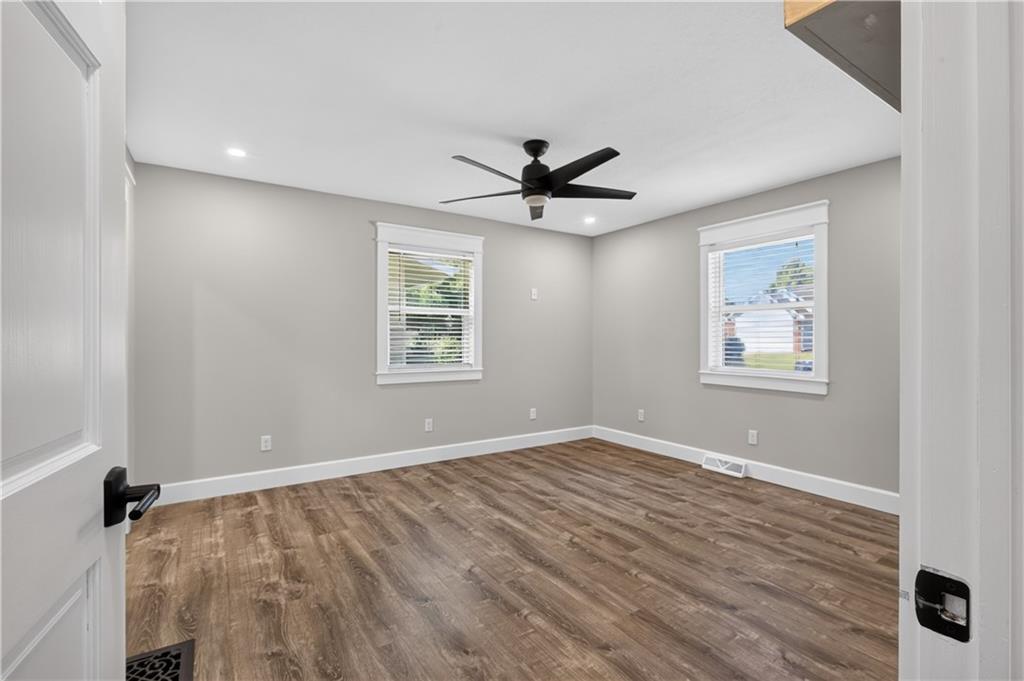 1811 Richards Road Property Photo 19