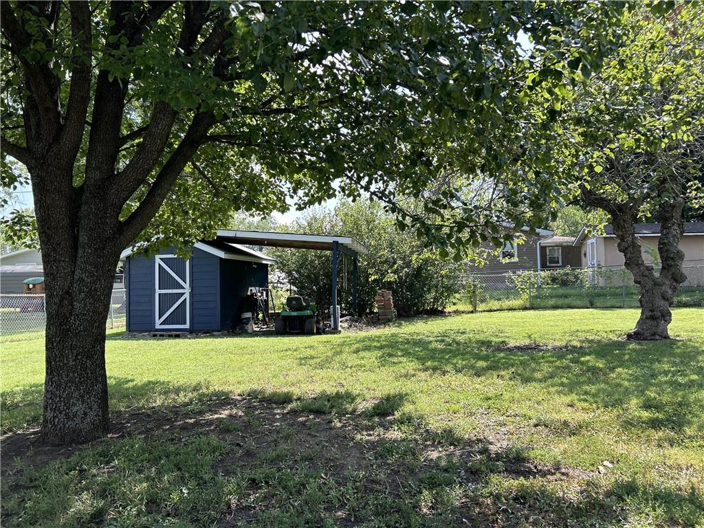 1811 Richards Road Property Photo 46