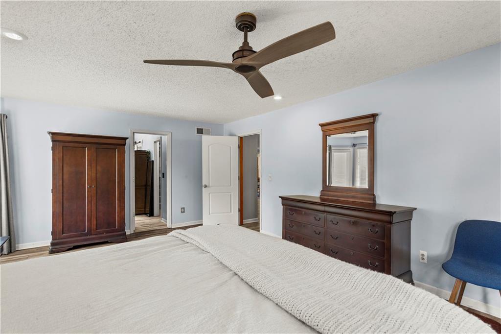 4401 Ne Hoit Drive Property Photo 32