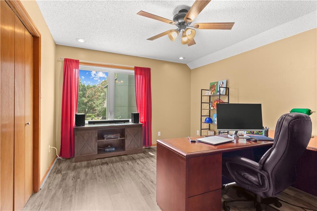 4401 Ne Hoit Drive Property Photo 40