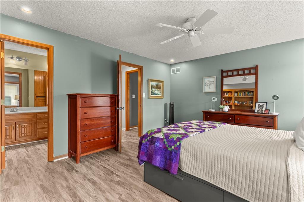 4401 Ne Hoit Drive Property Photo 42