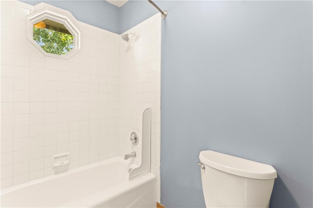 4401 Ne Hoit Drive Property Photo 44