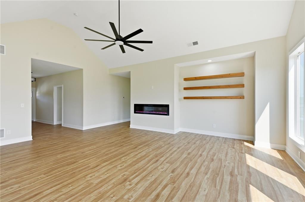 206 Constitution Lane Property Photo 10