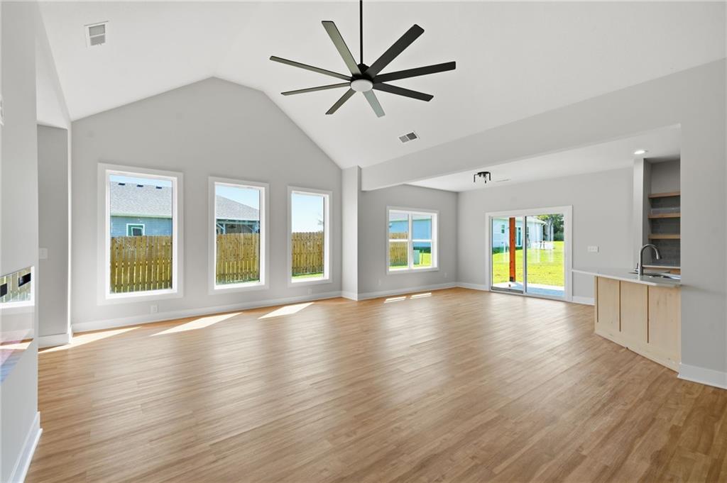 206 Constitution Lane Property Photo 15