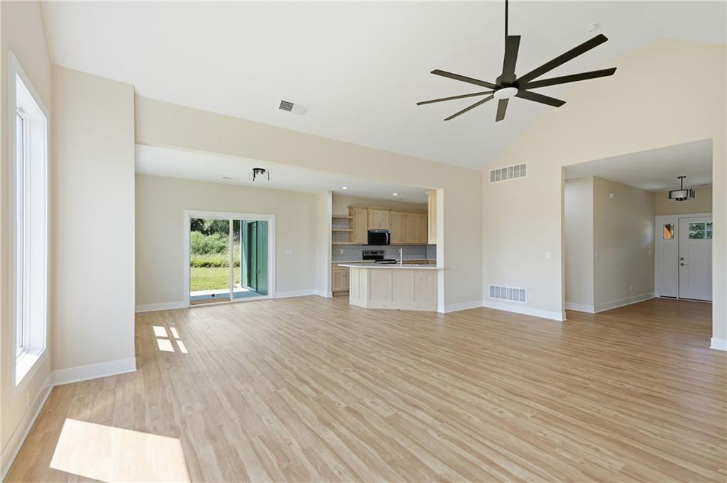 206 Constitution Lane Property Photo 16