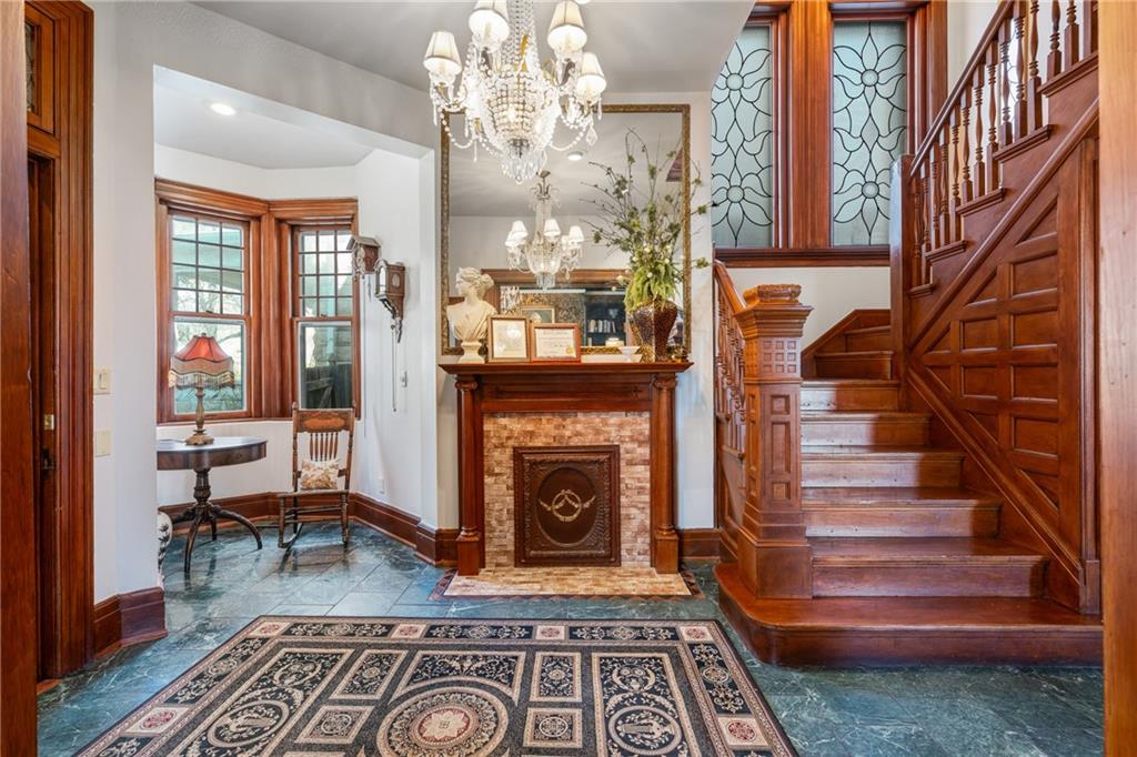 415 Benton Boulevard Property Photo 5