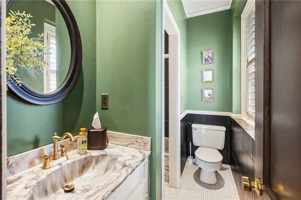 415 Benton Boulevard Property Photo 41