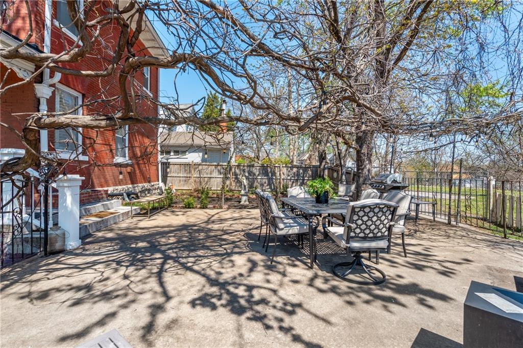 415 Benton Boulevard Property Photo 57