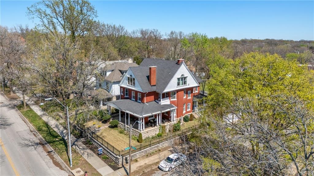 415 Benton Boulevard Property Photo 63