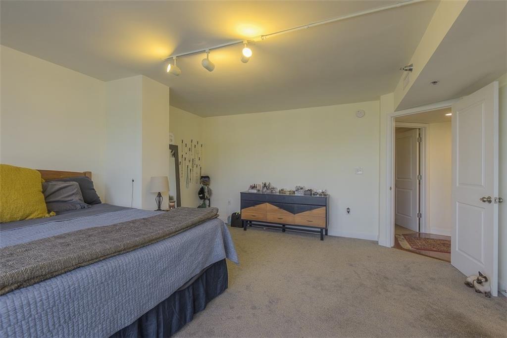 600 E Admiral Boulevard Property Photo 28