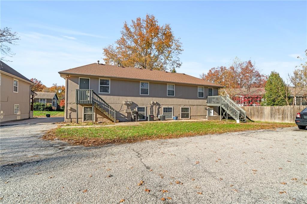 2825 & 2829 Tepee Avenue Property Photo 14