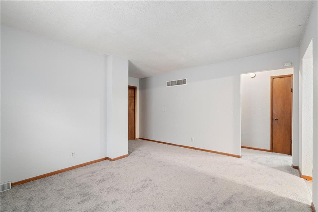 2825 & 2829 Tepee Avenue Property Photo 20