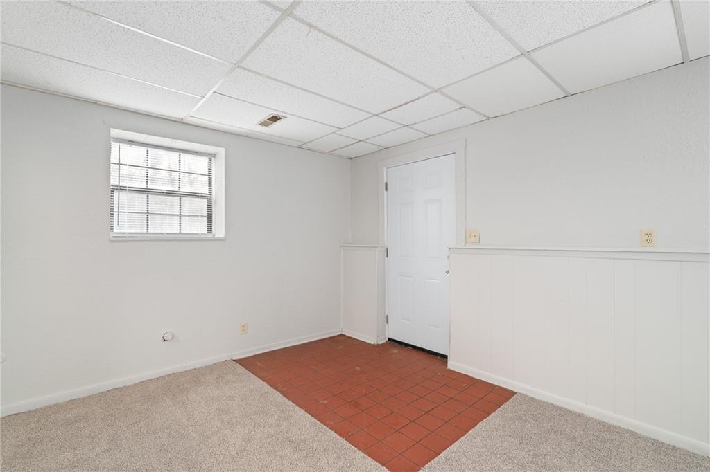 2825 & 2829 Tepee Avenue Property Photo 33