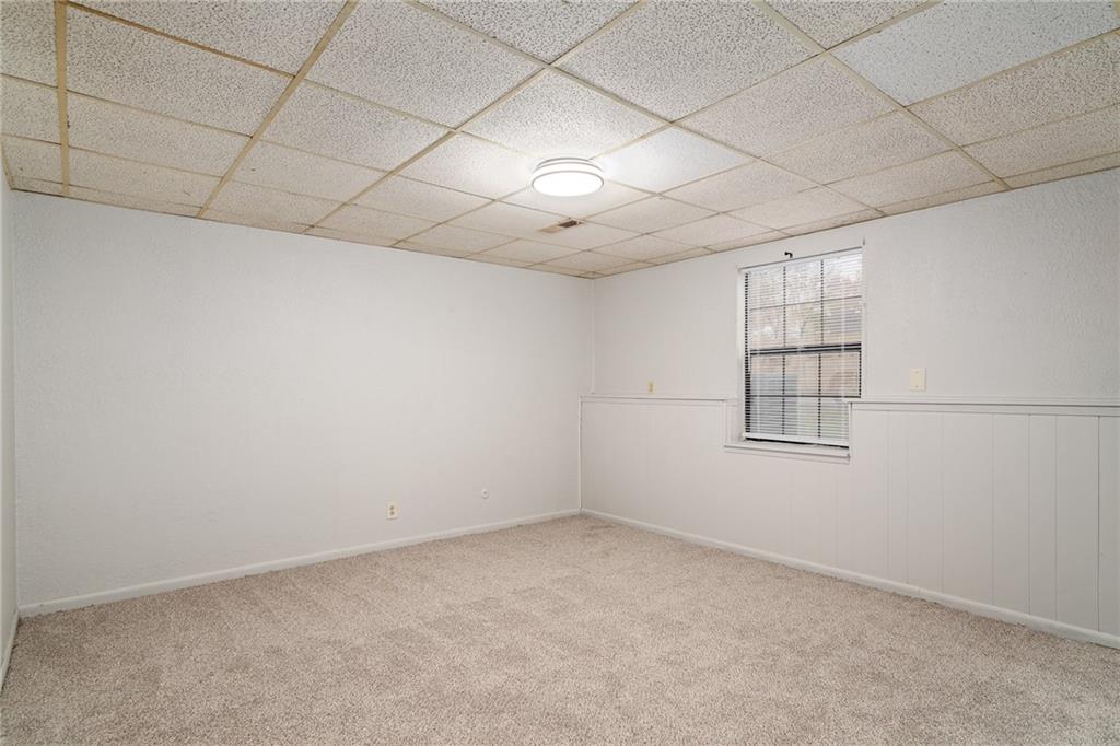 2825 & 2829 Tepee Avenue Property Photo 47