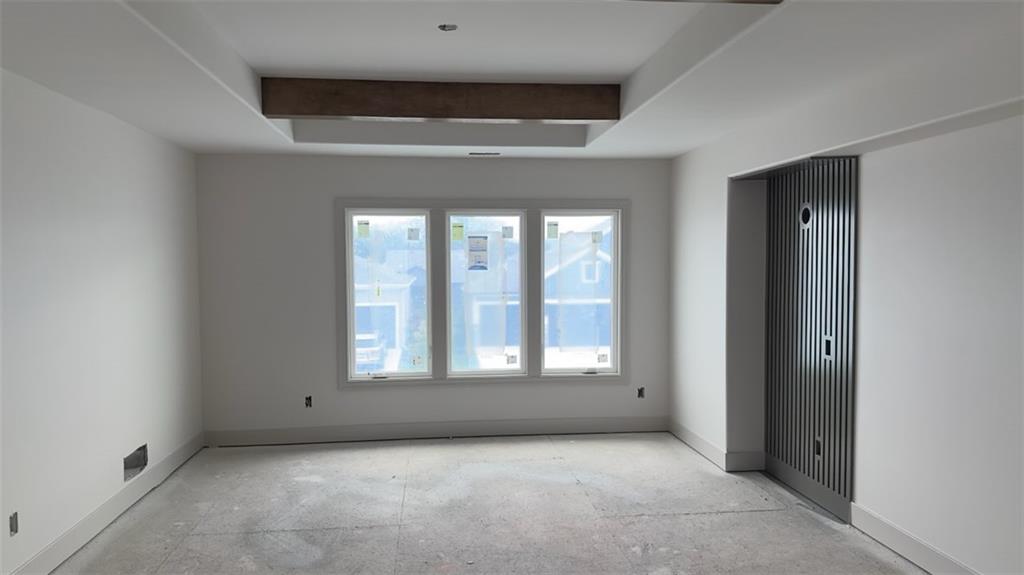 17404 Parkhill Street Property Photo 28