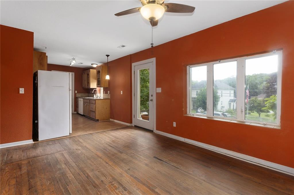 712 Isley Boulevard Property Photo 5