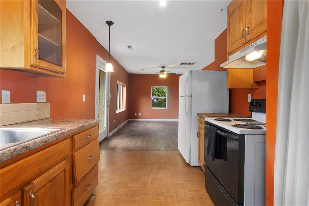 712 Isley Boulevard Property Photo 7