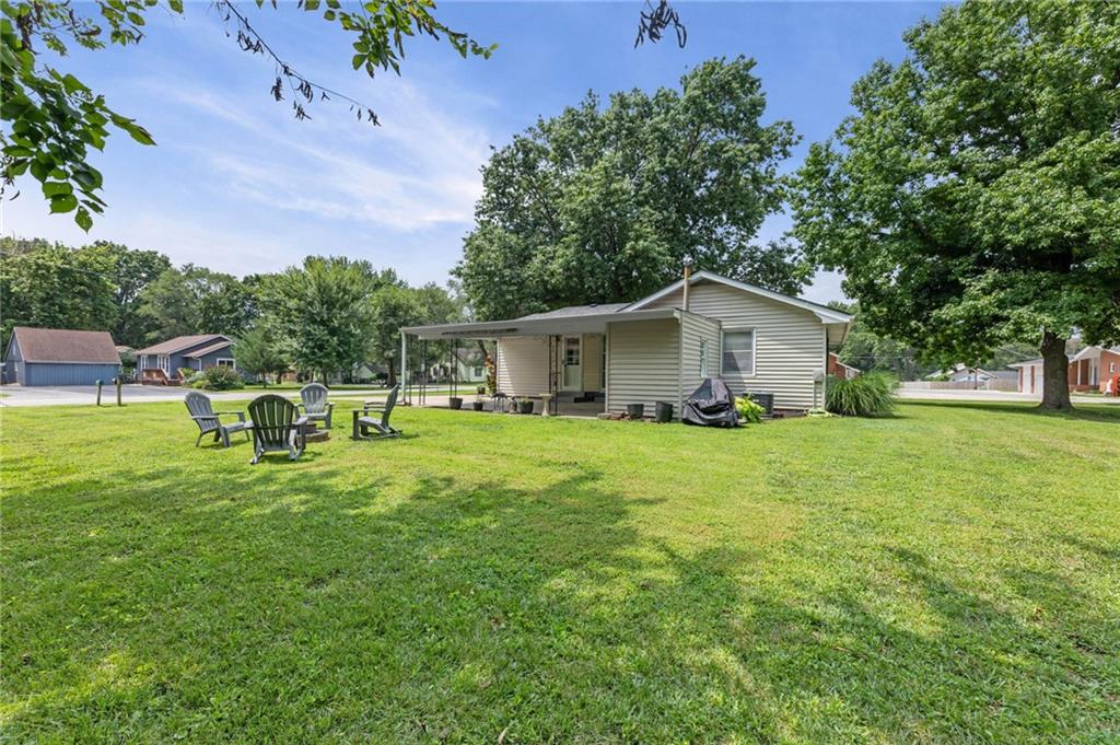 607 S Elm Street Property Photo 33