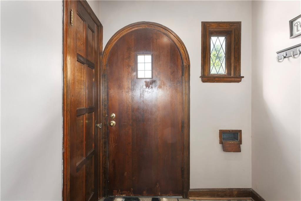 3200 Everett Avenue Property Photo 5