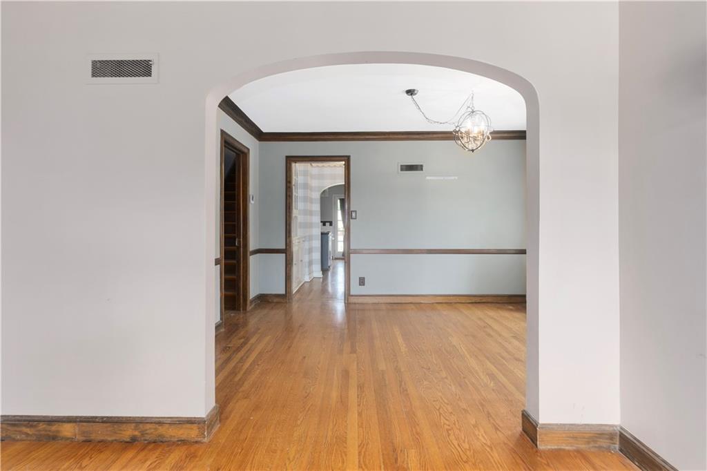 3200 Everett Avenue Property Photo 10