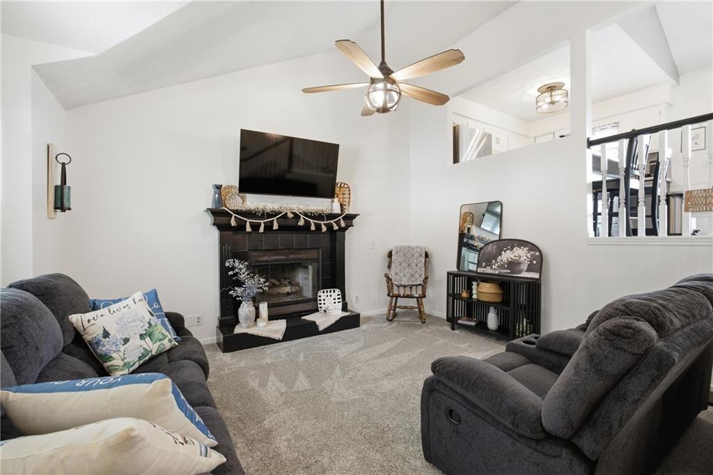 1507 Emerald Circle Property Photo 4