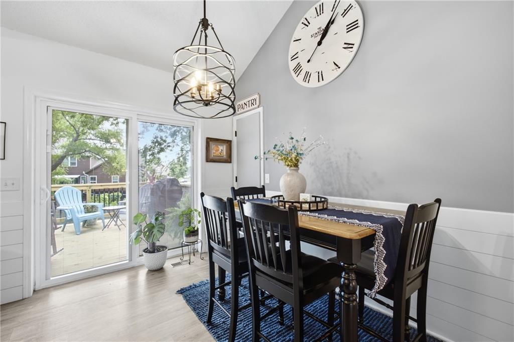 1507 Emerald Circle Property Photo 9