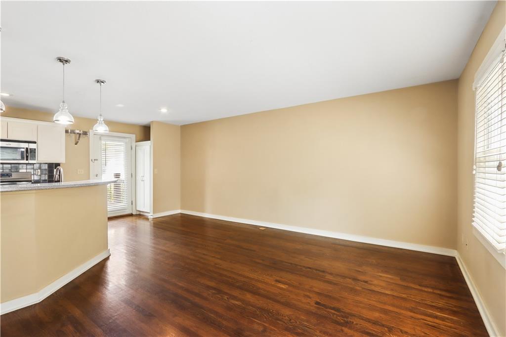 4530 Jefferson Street Property Photo 11