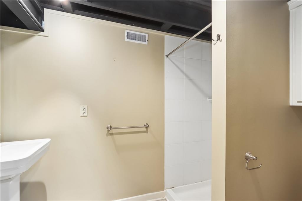 4530 Jefferson Street Property Photo 20
