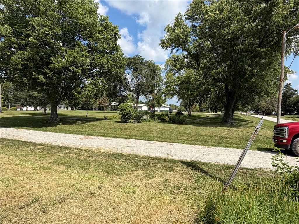 590 4th Street Property Photo 7