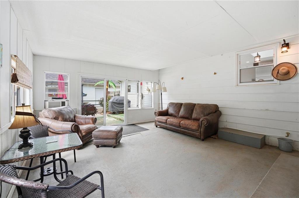 3914 S River Boulevard Property Photo 24