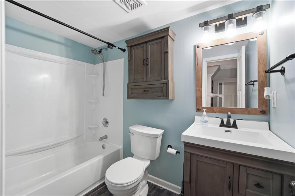3914 S River Boulevard Property Photo 54